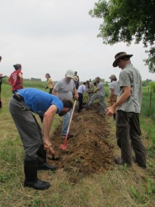 042 Students Work on Swale Crazy Rooster PDC 6-21-2011 IMG_0691