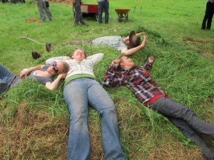 073 Using Body to Compress the Mulch Crazy Rooster PDC 6-21-2011 IMG_0761